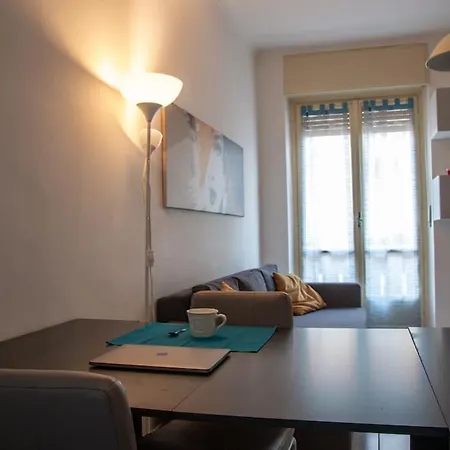 Frink House - Appartamento In Santa Rita * Turin